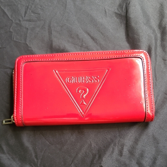 Guess Shiny Red Wallet with Logo - Picture 1 of 5